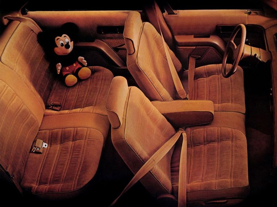  Chevrolet Lumina 1990 года  (фото 2 из 8)